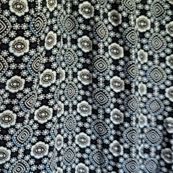 Talbots Women's 100% Rayon Detailed Pull on Pants Size Large - Picture 6 of 6